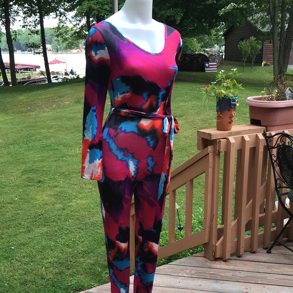 NWOT full length bodysuit S